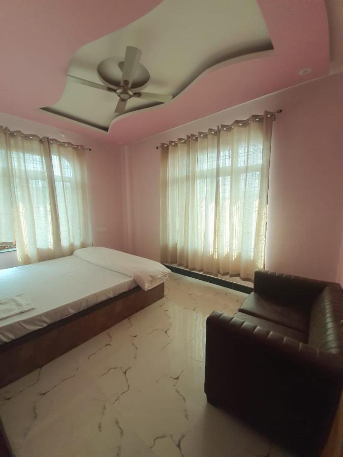 Shree Nanda Guest House Βαρανάσι Εξωτερικό φωτογραφία