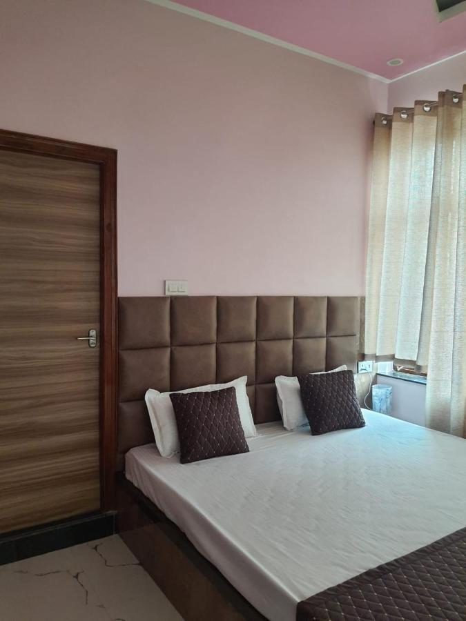 Shree Nanda Guest House Βαρανάσι Εξωτερικό φωτογραφία