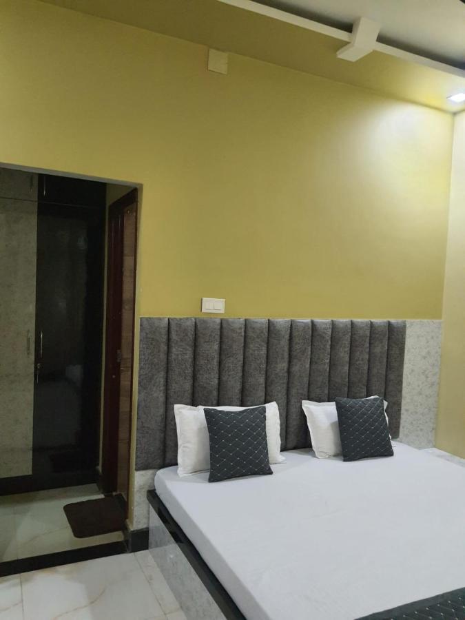 Shree Nanda Guest House Βαρανάσι Εξωτερικό φωτογραφία