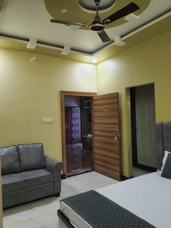 Shree Nanda Guest House Βαρανάσι Εξωτερικό φωτογραφία
