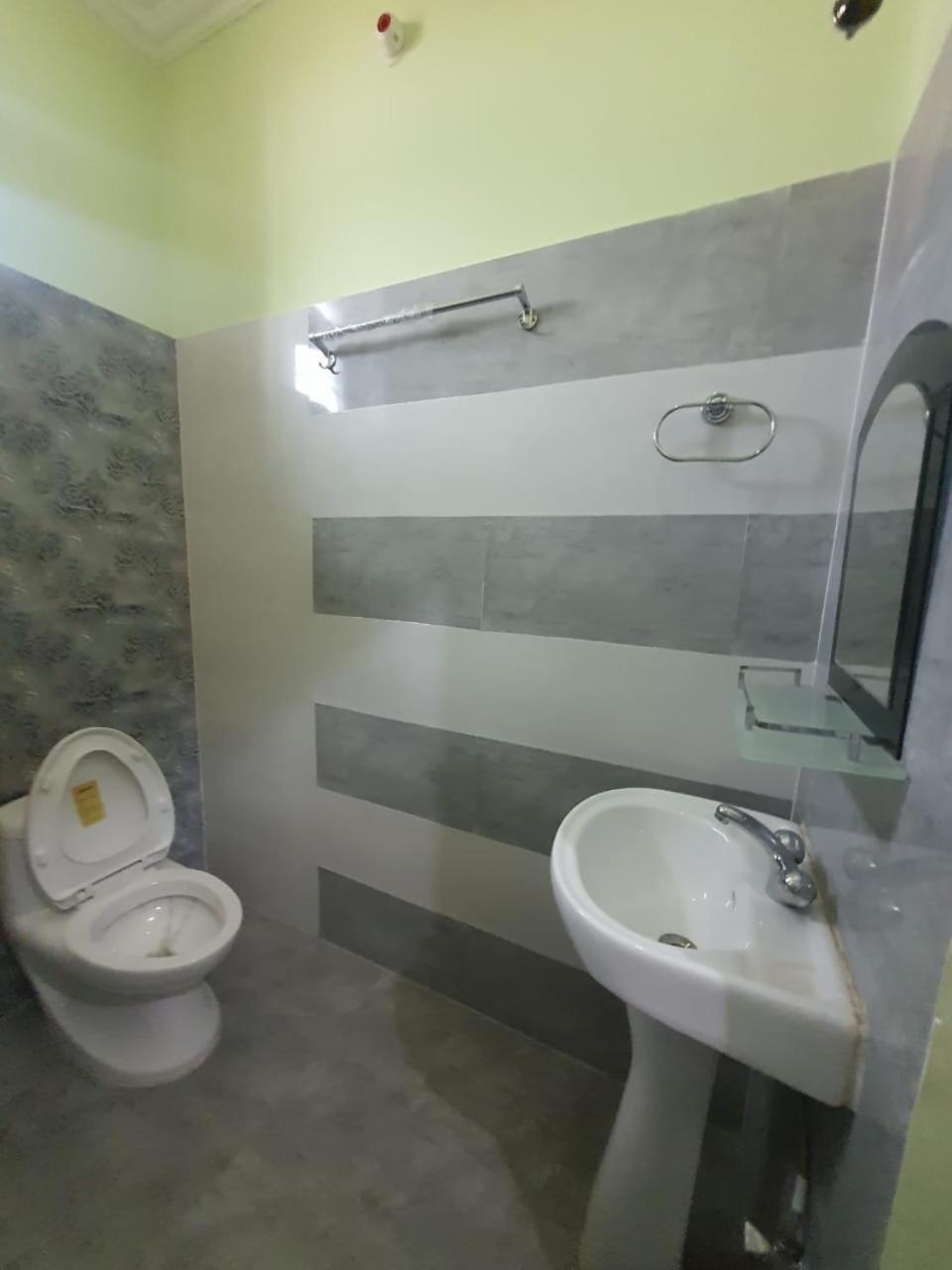 Shree Nanda Guest House Βαρανάσι Εξωτερικό φωτογραφία