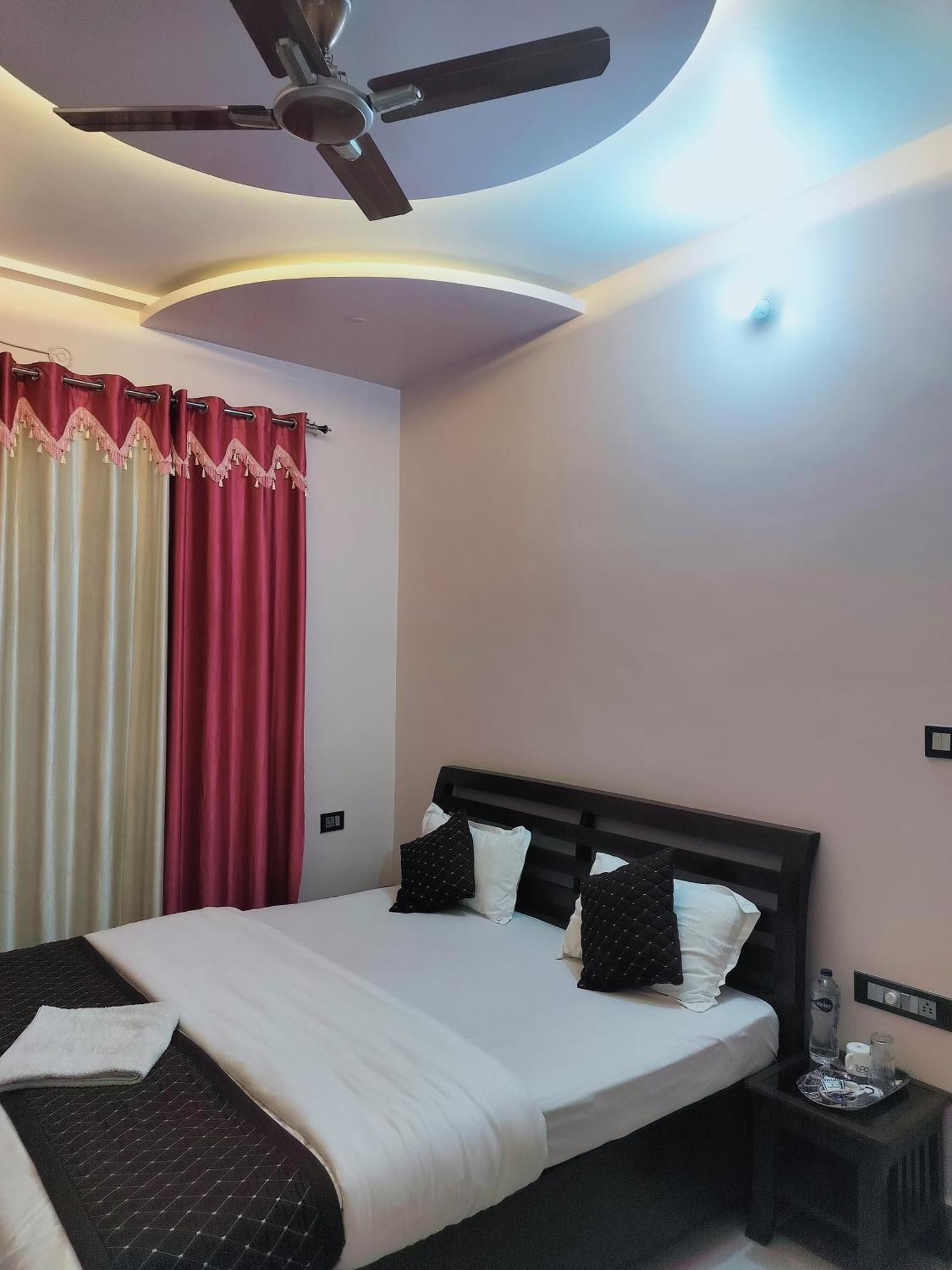 Shree Nanda Guest House Βαρανάσι Εξωτερικό φωτογραφία