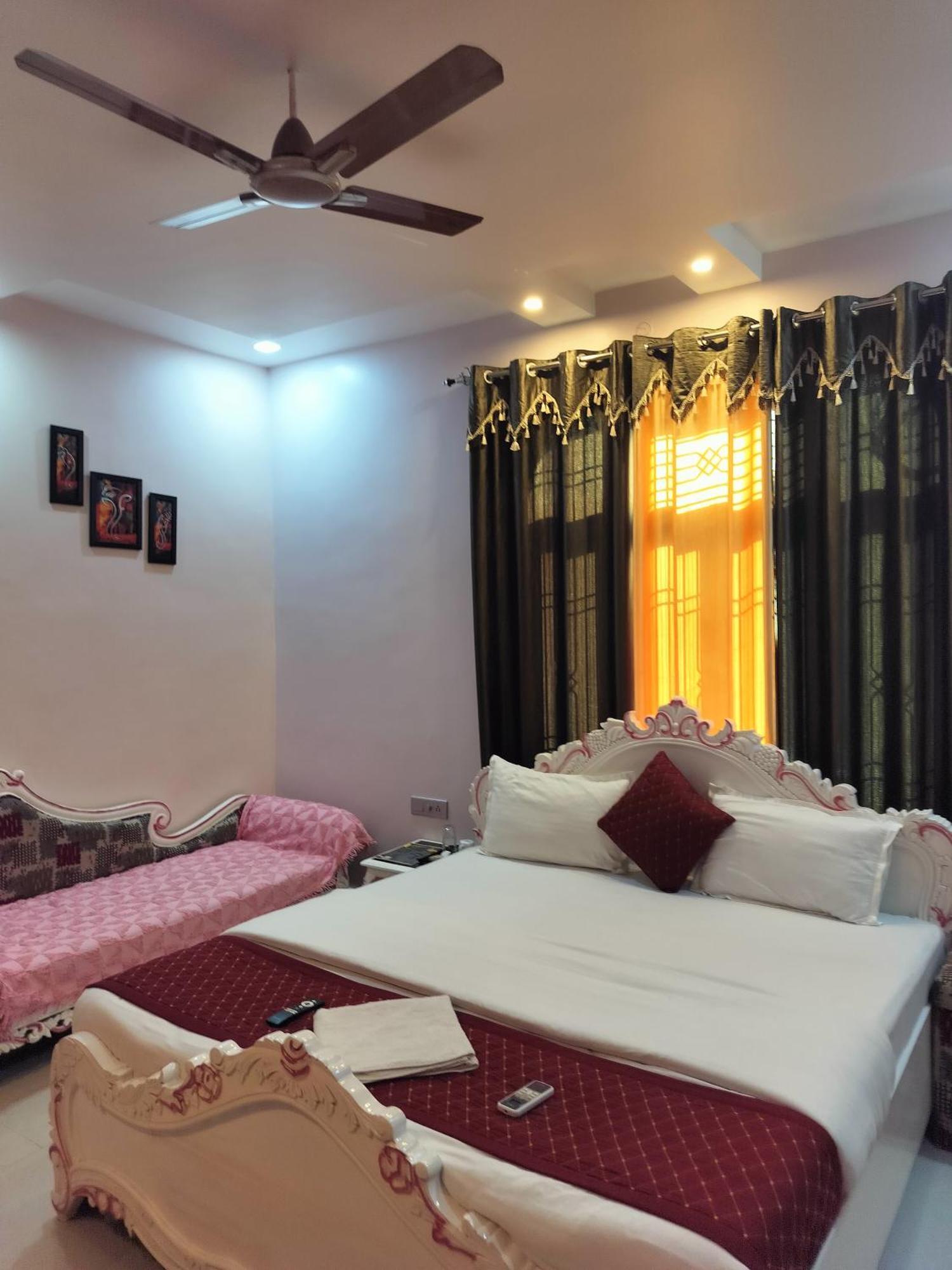 Shree Nanda Guest House Βαρανάσι Εξωτερικό φωτογραφία