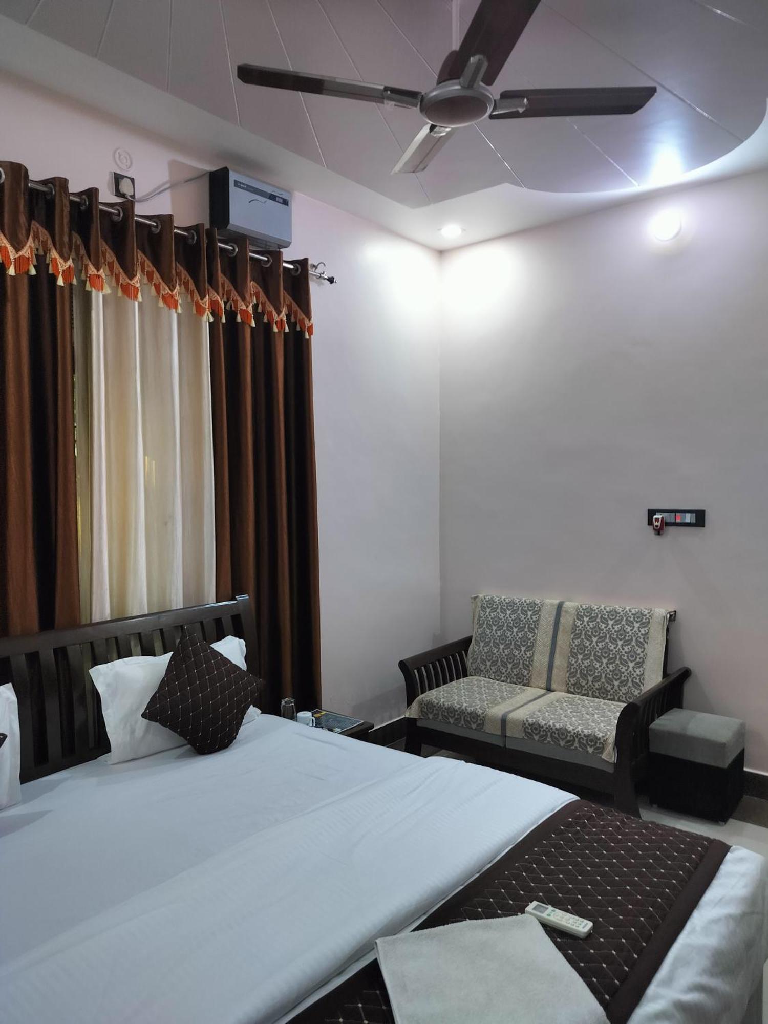 Shree Nanda Guest House Βαρανάσι Εξωτερικό φωτογραφία